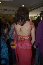 Anushka Sharma at Dadasaheb Phalke Awards in Bhaidas Hall on 3rd May 2011 (7)~0.JPG